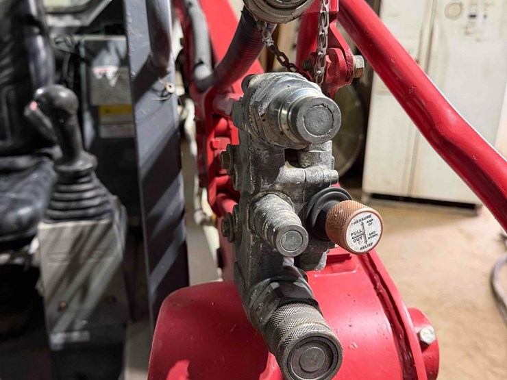 takeuchi-tl8-image-10