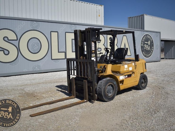 1995-caterpillar-dp40-image-2