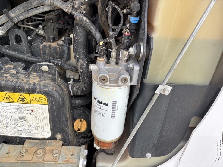 2021-bobcat-t66-image-38