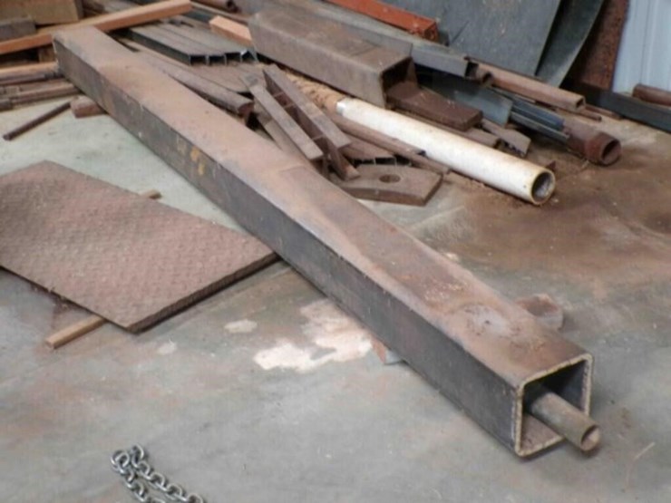 square-tubing,-flat-steel,-cut-offs-image-5