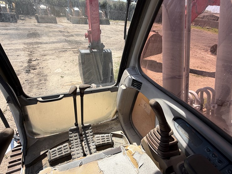 2006-link-belt-210-lx-image-17