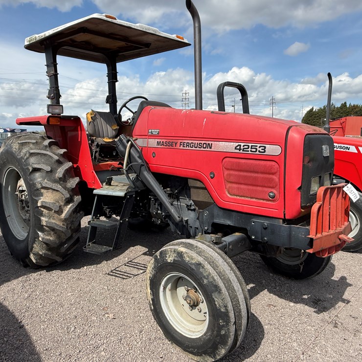 MASSEY-FERGUSON 4253