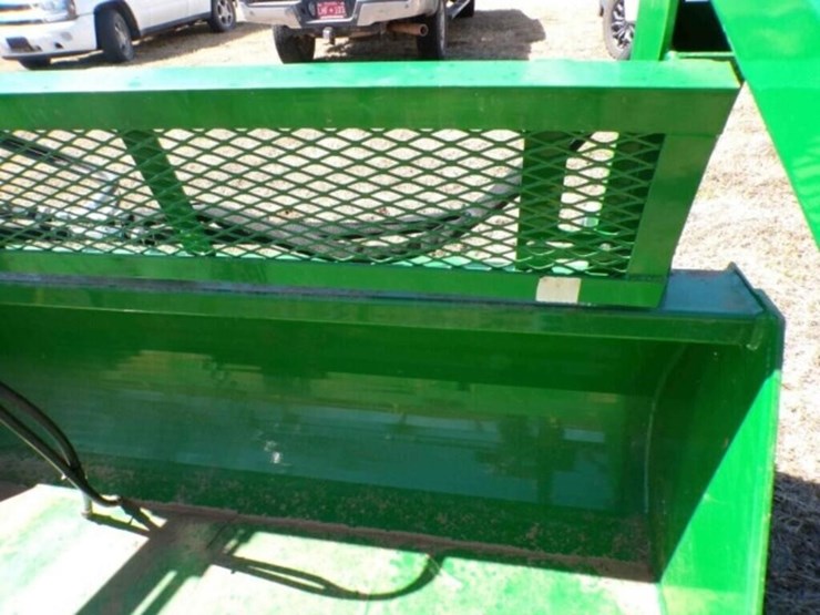 2017-john-deere-7-image-3