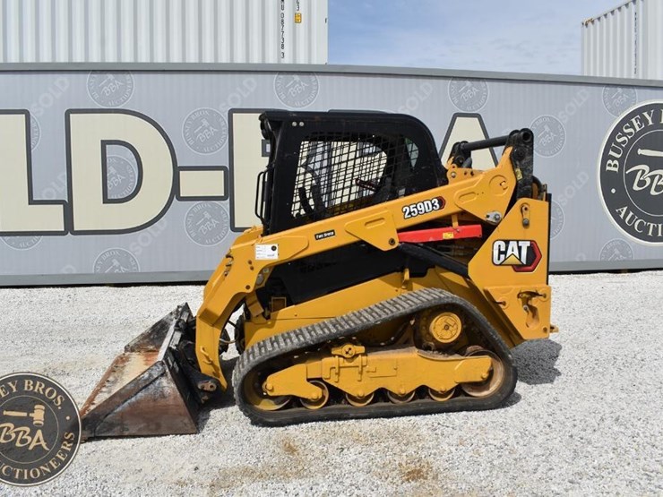 2023-caterpillar-259d3-image-7