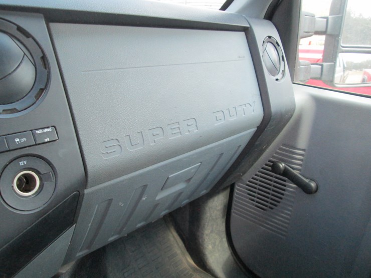 2014-ford-f350-image-27