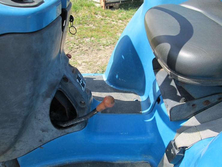 new-holland-1725-image-24