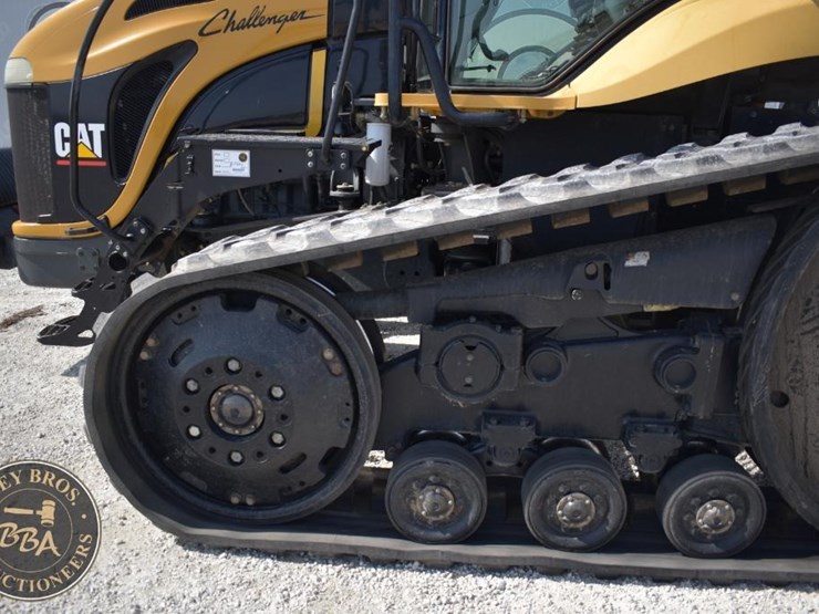 2004-challenger-mt765b-image-28