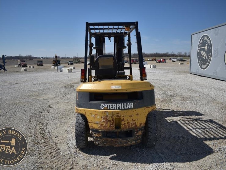 1995-caterpillar-dp40-image-11