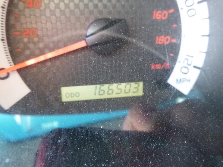 2013-toyota-tacoma-image-27