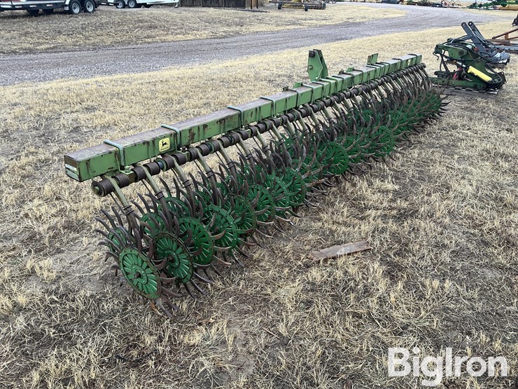 john-deere-400-image-7