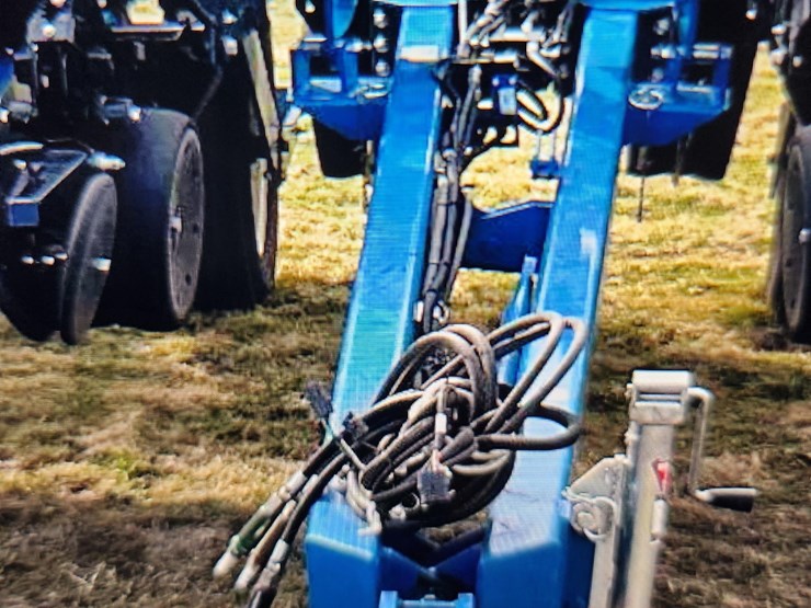 2019-kinze-3200-image-10
