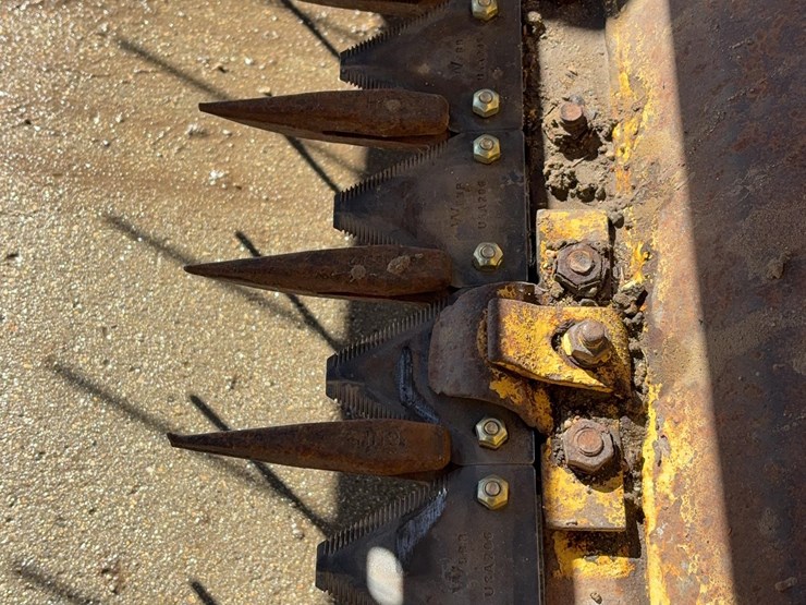 new-holland-1475-image-19