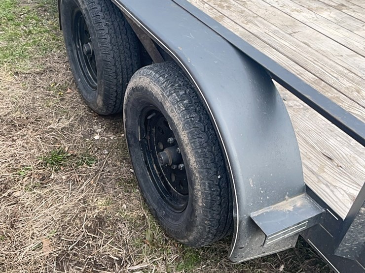 diamond-series-16’-trailer-with-gate-image-8