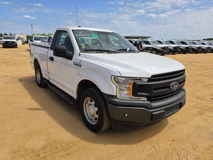2019-ford-f150-xl-image-4