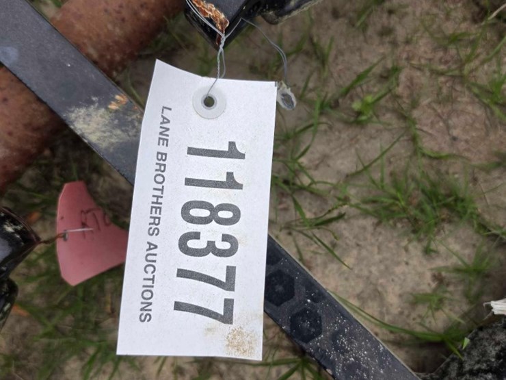 --superior-fabrication-forklift-image-6