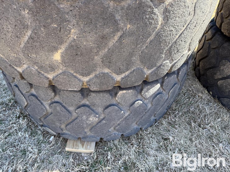 20.5r25-payloader-tires-image-10