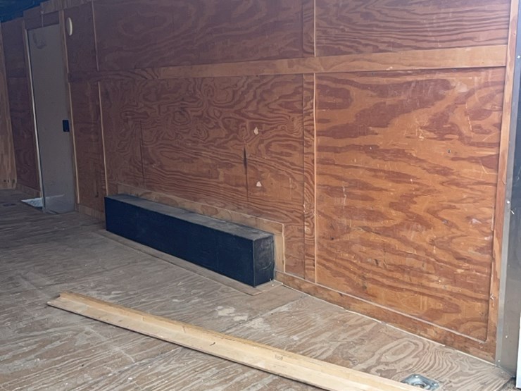 2020-20x8-covered-wagon-enclosed-trailer-let-down-back-door-side-door-image-16