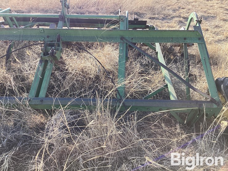 john-deere-40-image-17