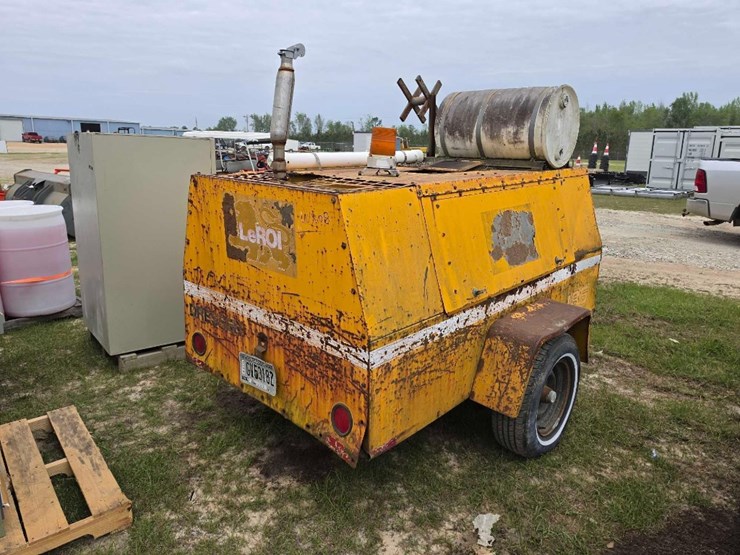 --leroi-185-air-compressor-image-3
