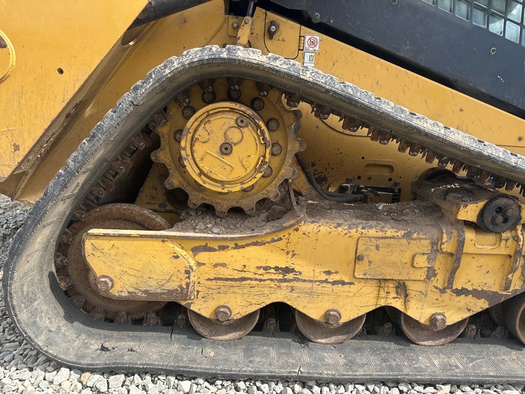 2019-caterpillar-259d3-image-60