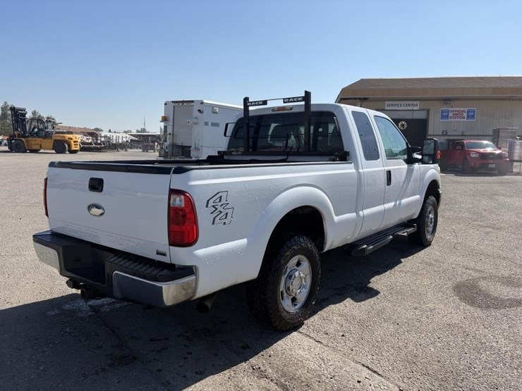 2011-ford-f250-image-3