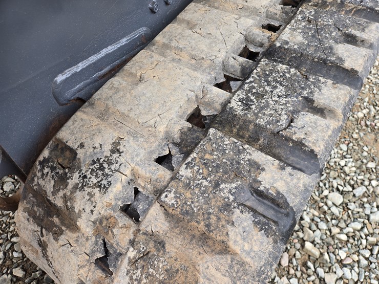 takeuchi-tl10v2-image-64