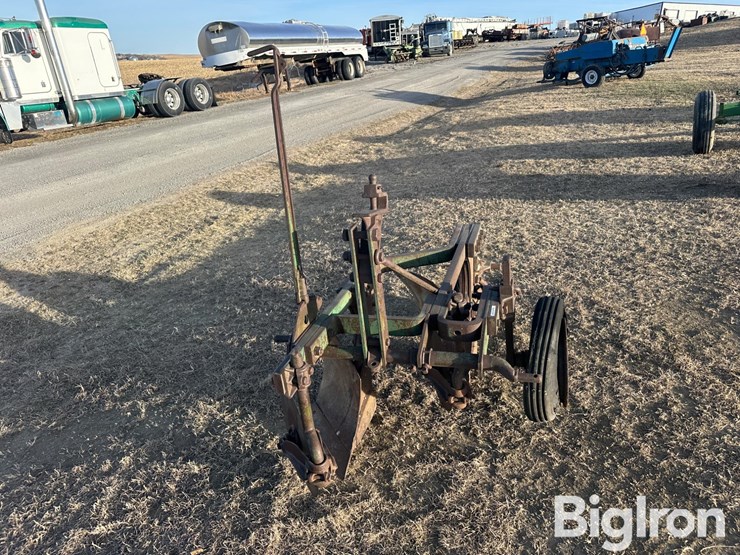 john-deere-2-image-2