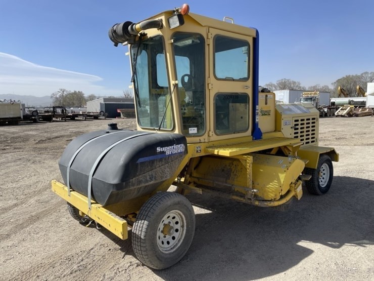 superior-broom-dt80j-image-1
