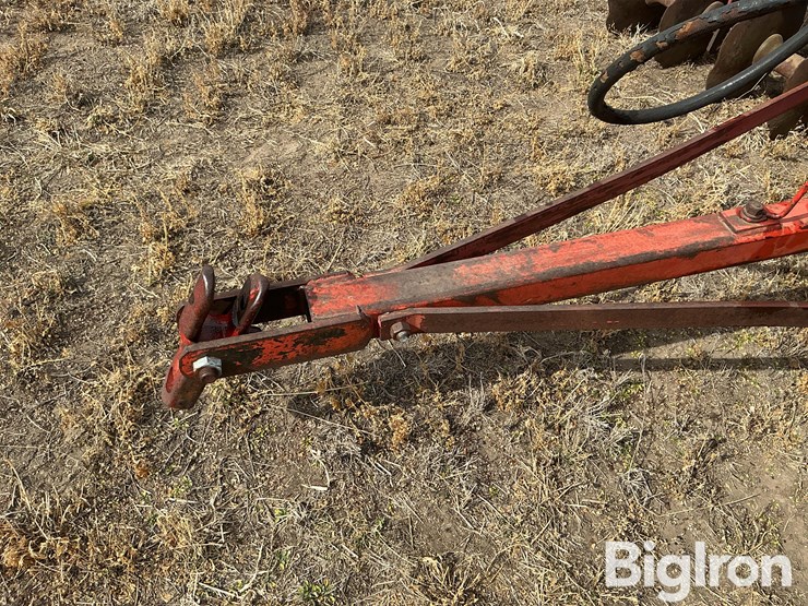 massey-ferguson-520-image-9