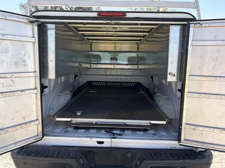 2016-ford-f150-image-10