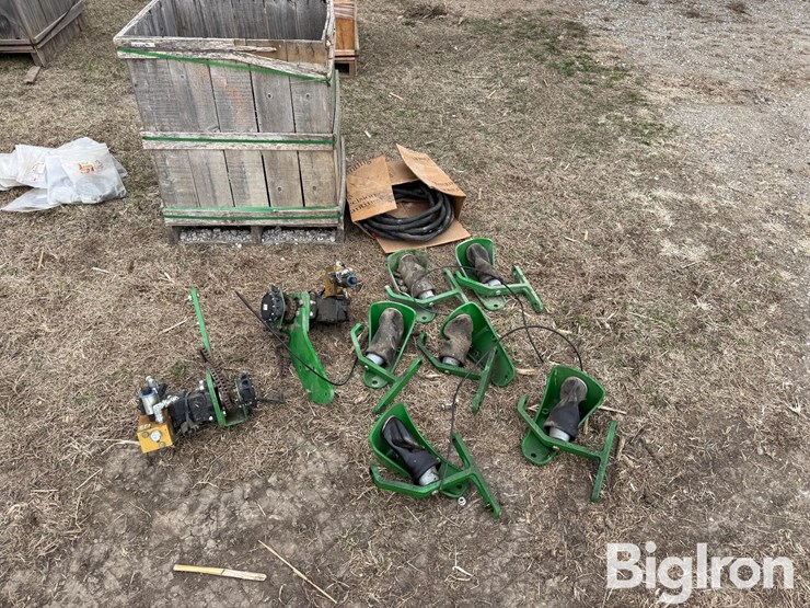 john-deere-hydraulic-drives,-air-bags,-&-wedge-box-image-4