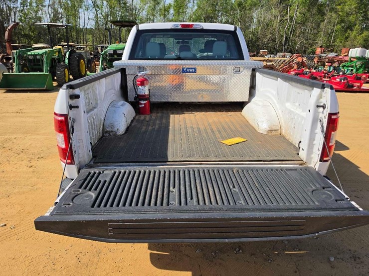 2019-ford-f150-xl-image-7