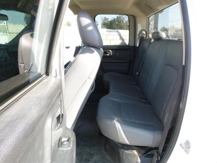 2014-dodge-1500-image-8