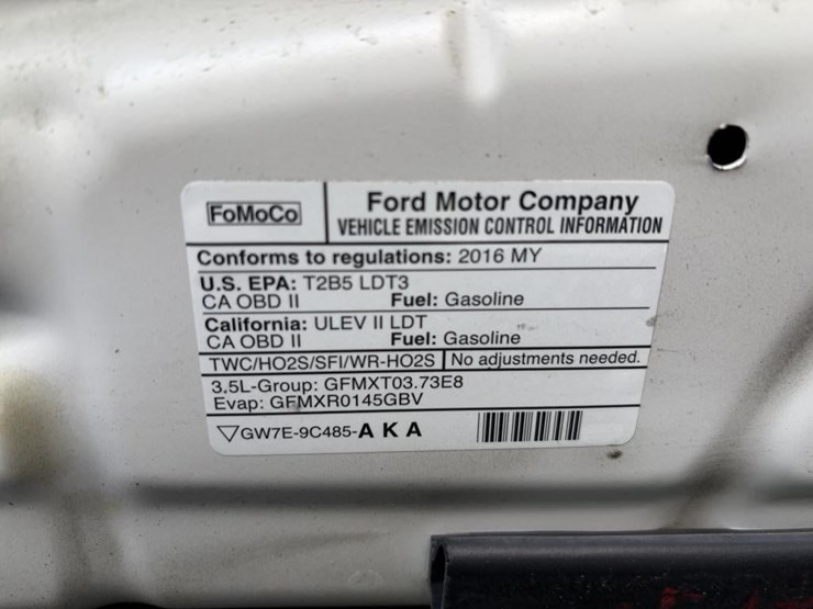 2016-ford-explorer-xlt-image-23