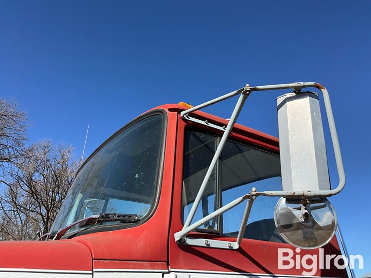 1986-ford-ln8000-image-20