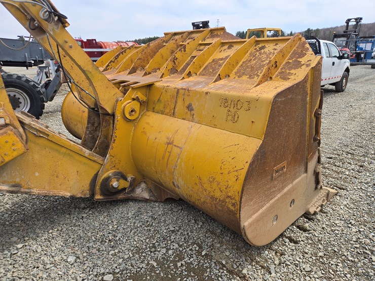 2001-caterpillar-988g-image-12