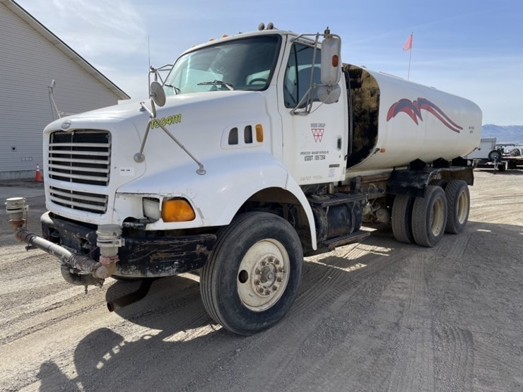 sterling-t/a-water-truck-image-1