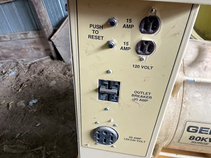 #2393-•-generac-pto-generator-image-10