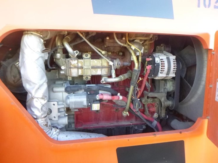 2018-jlg-8042-image-27