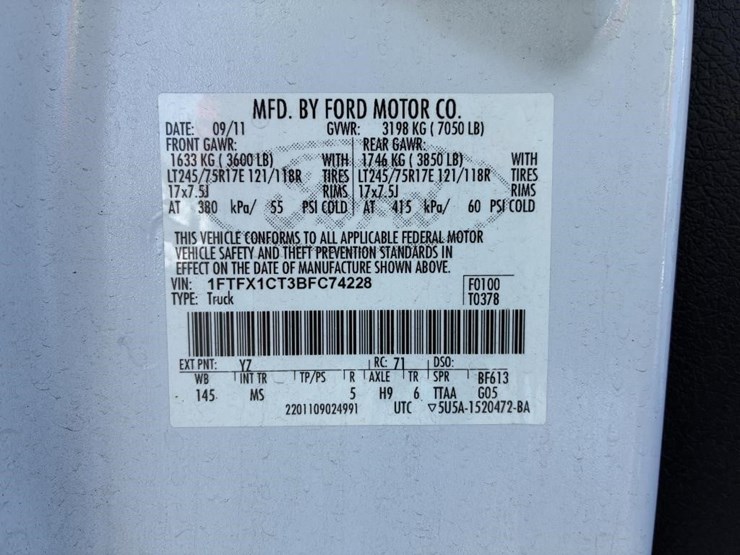 2011-ford-f150-image-18