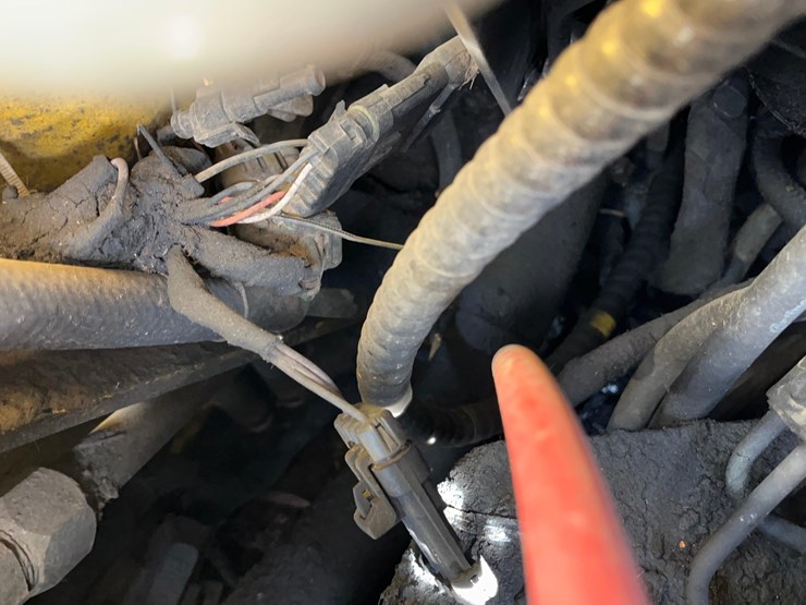 new-holland-l320-image-41