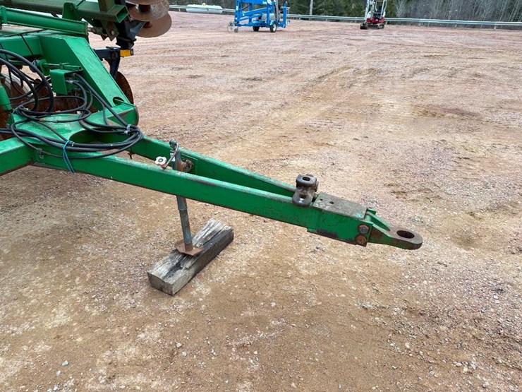 john-deere-630-image-17