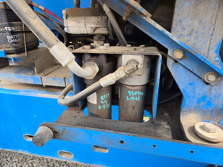 2007-genie-s85-image-39