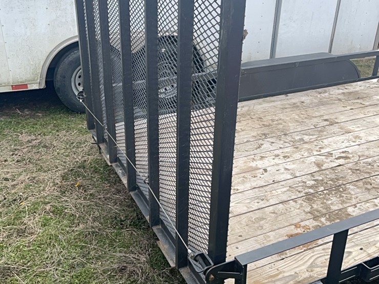 diamond-series-16’-trailer-with-gate-image-10