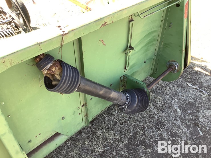 john-deere-216-image-11