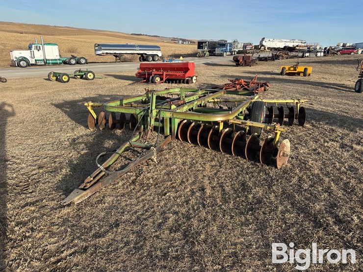 john-deere-110-image-1