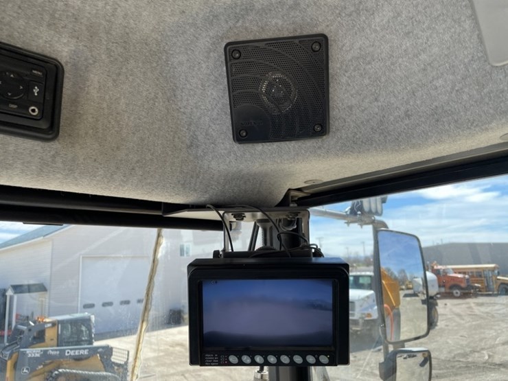 2018-volvo-a45g-image-43