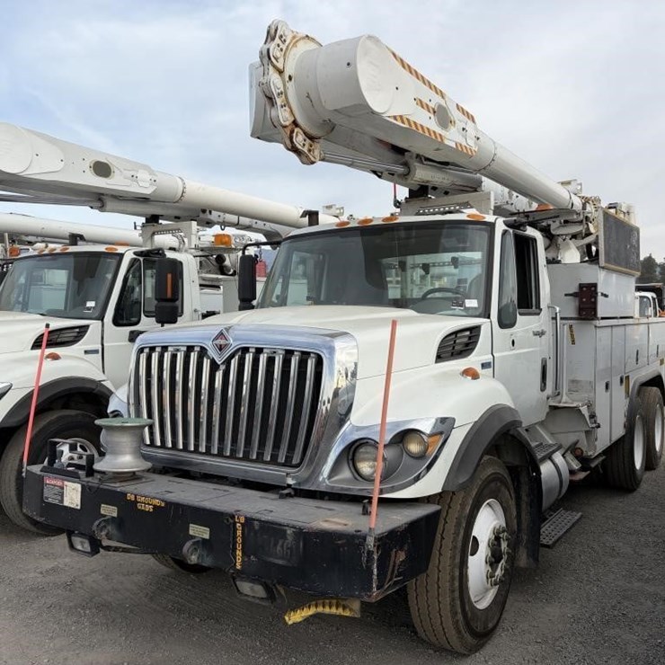 2013 INTERNATIONAL WORKSTAR 7400