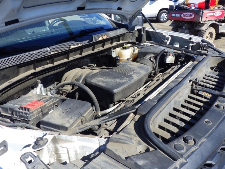 2020-chevrolet-1500-image-9