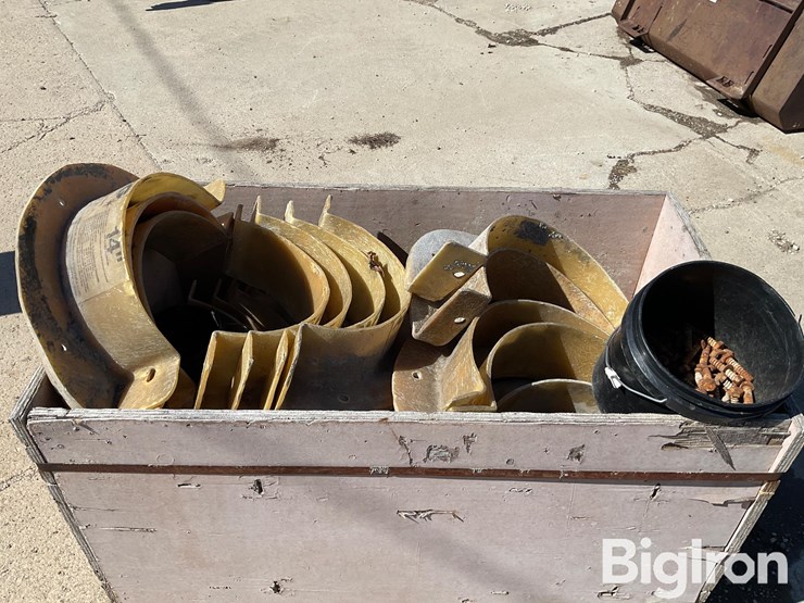 m-f-g-14”-round-concrete-column-forms-image-10